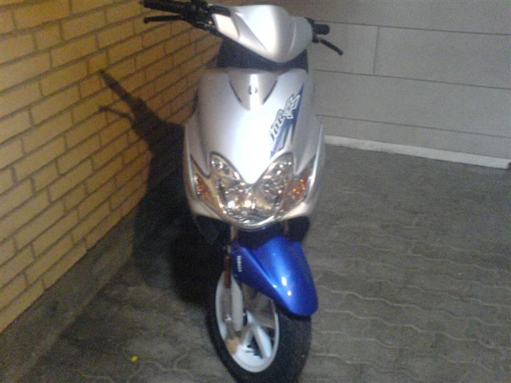 Yamaha jog r billede 3