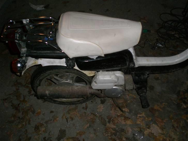 Suzuki fz50(solgt) billede 5