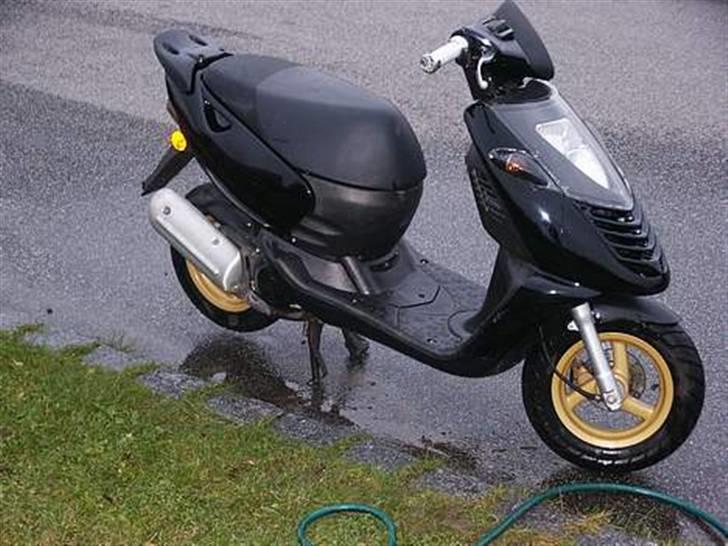 Aprilia Sonic SOLGT billede 1