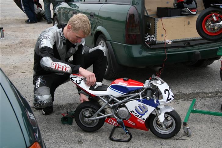 Blata WRS 14 - Der skrues lidt - Der skal kæles for den! billede 7