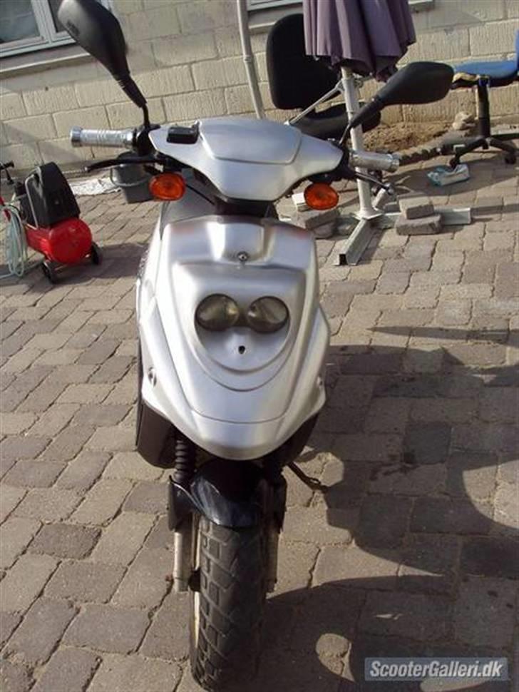 PGO Hot 50 billede 1