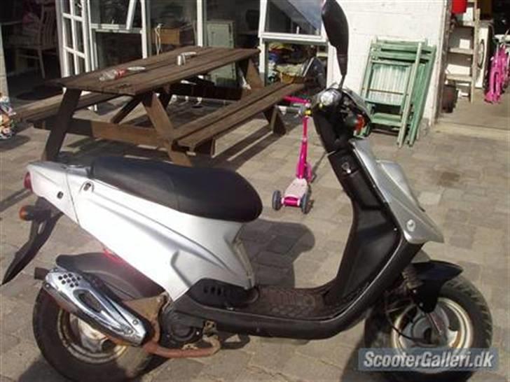 PGO Hot 50 billede 4