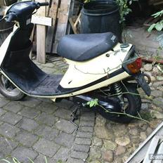 Yamaha jog as Solgt