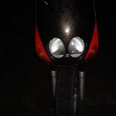 Yamaha neos SOLGT