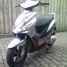 Yamaha JoG R (Solgt)