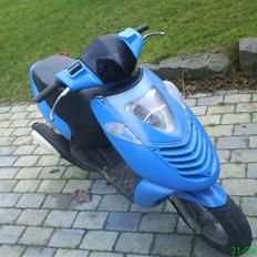 Aprilia Sonic (malet om )(byttede