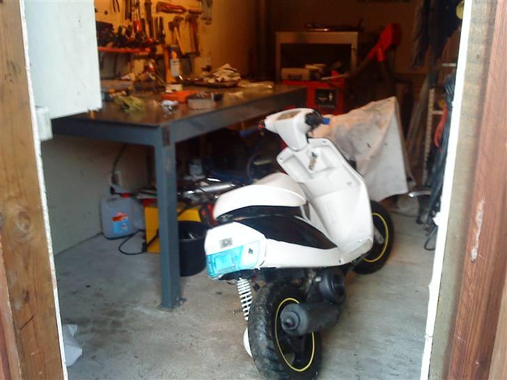 Yamaha Jog Fs Byttet:( - det er her inde den står.. med varme på billede 11