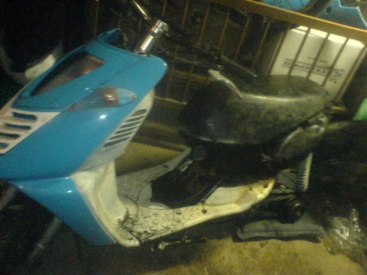 Aprilia Sonic ac  "SOLGT" - den dag jeg købte den. den er lige kommet ned i værkstedet. billede 20