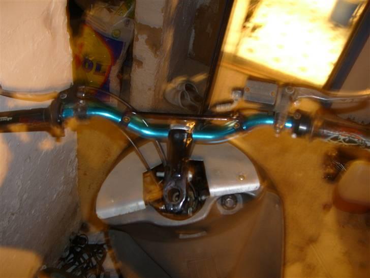 Aprilia sr50 alt sælges den  billede 2