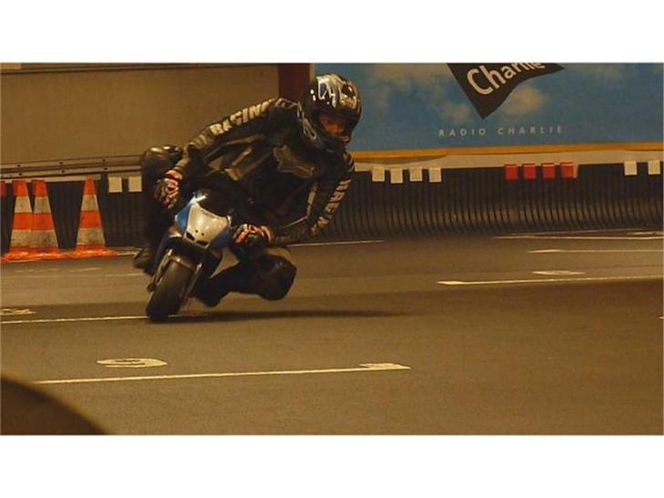 {{currentPhoto.altText}} billede {{currentPhoto.number}}