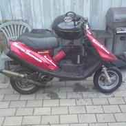 Yamaha Jog AS (BYTTET TIL JOG)