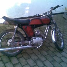 Yamaha FS-1 DX 4 gear