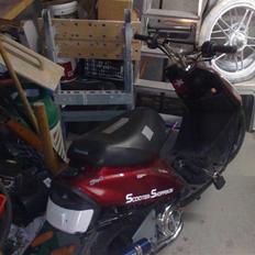 Yamaha jog solgt 8kg