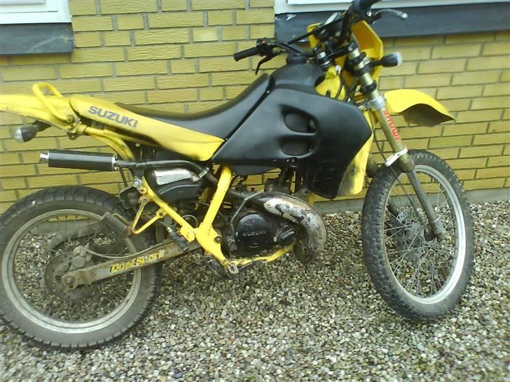 Suzuki RMX billede 2