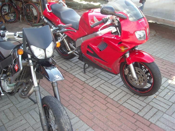 Derbi Senda SM X-treme (Solgt) - Med min fathers legetøj ;) billede 15