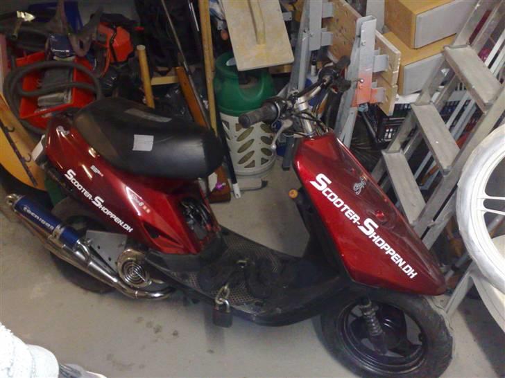 Yamaha jog solgt 8kg billede 1