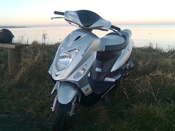 Baotian Supermoto BT49QT-9 (SOLGT billede 1