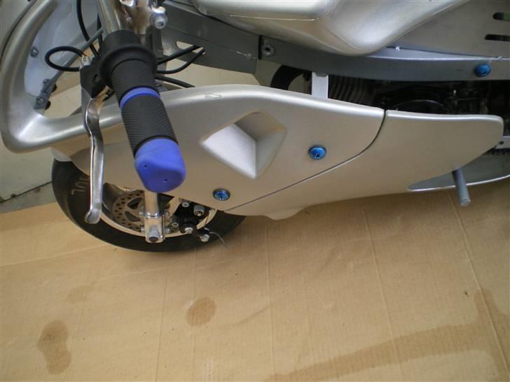 MiniBike 49 cc [SOLGT] - sådan står den (: billede 9