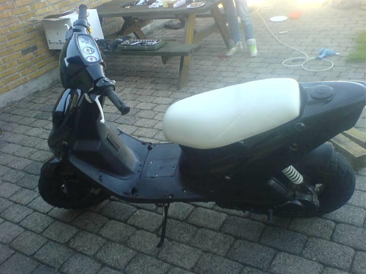 PGO Hot 50 solgt billede 2