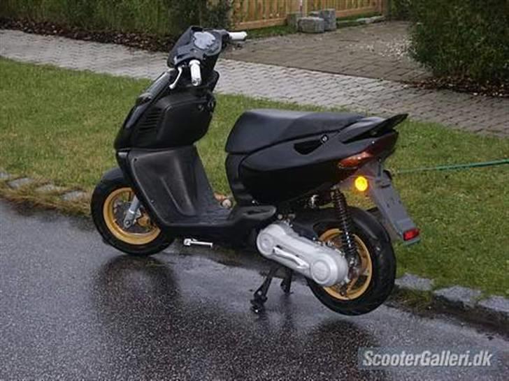 Aprilia Sonic - Solgt :) billede 2