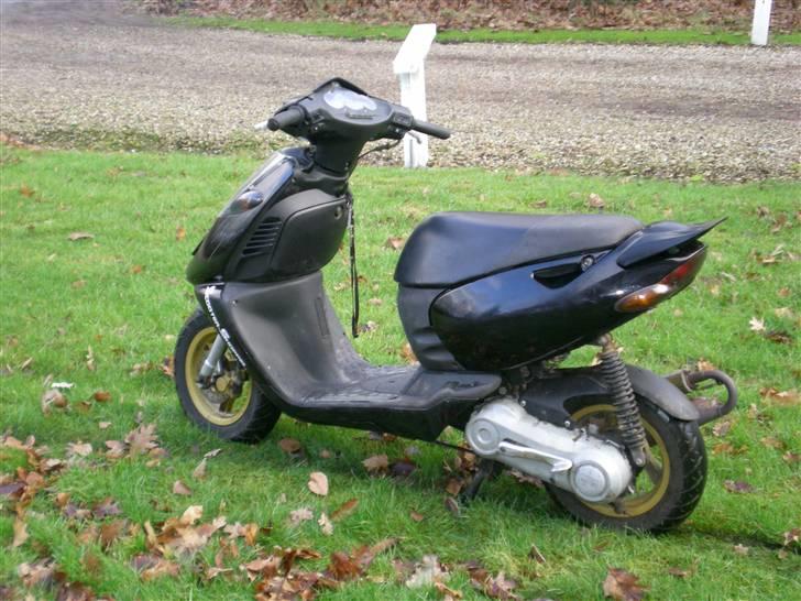 Aprilia sonic Gp billede 2