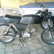 Suzuki samurei solgt