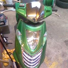 Aprilia Sonic (Solgt)