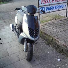 Aprilia Sonic  SOLGT 
