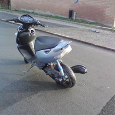 Aprilia Sonic  SOLGT 