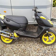 Aprilia Sonic/aerox LC 