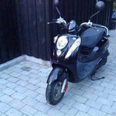 Sym mio 50 (TIL SALG )
