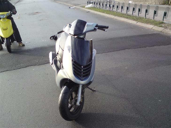 Aprilia Sonic  SOLGT  billede 4