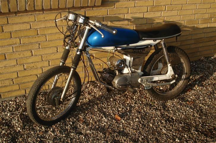 Yamaha 4 gear SOLGT billede 1