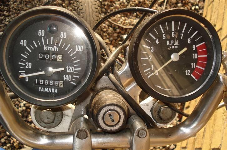 Yamaha 4 gear SOLGT billede 6