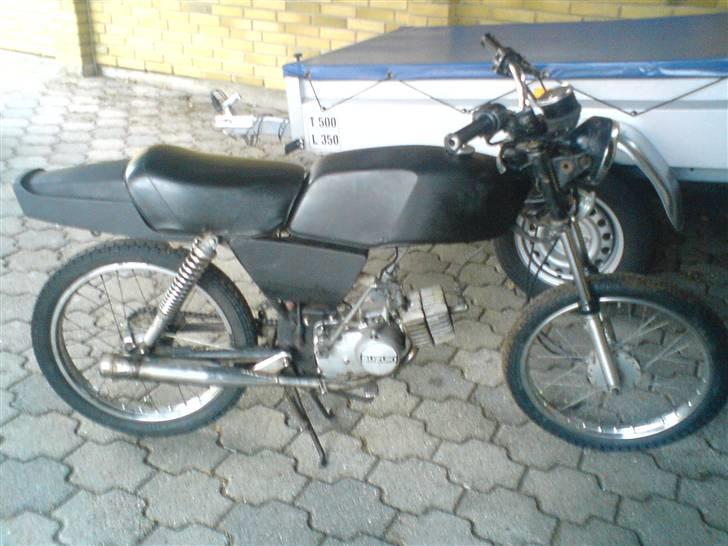 Suzuki samurei solgt billede 2