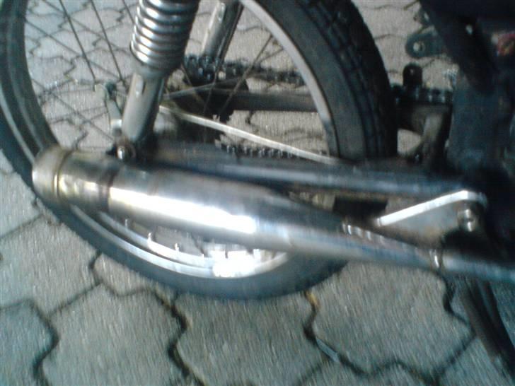 Suzuki samurei solgt billede 3