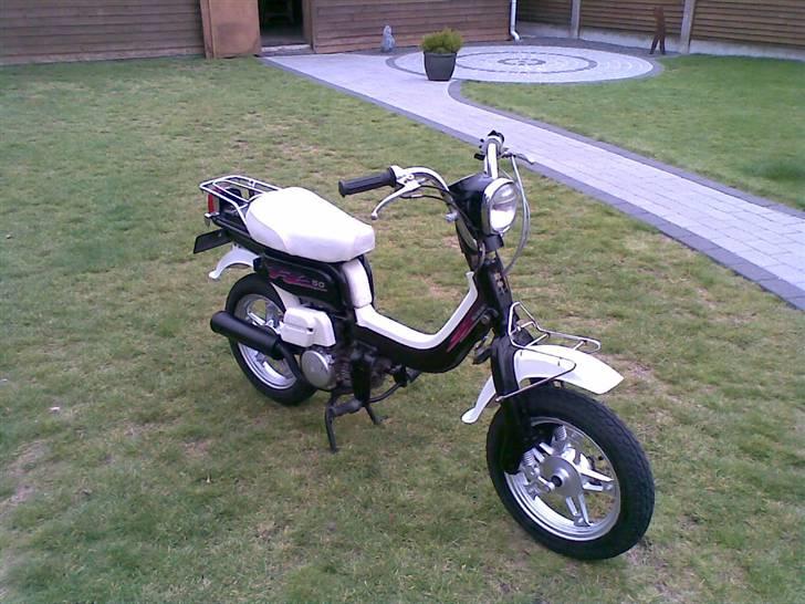 Suzuki FZ50 "JYTTE" SOLGT billede 1