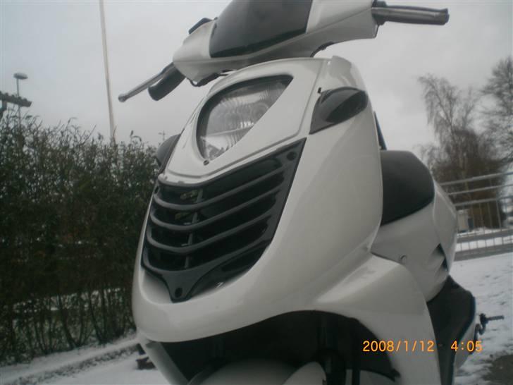 Aprilia Sonic SOLGT billede 1