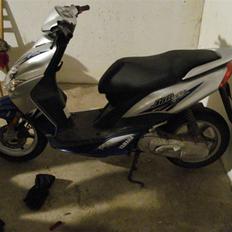 Yamaha jogR byttet til sort fs