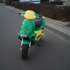 Aprilia sr 50 (byttet med sonic)