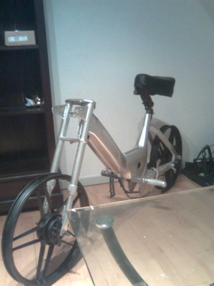 Puch e50 k |BYTTET| - først den ene side.  billede 1