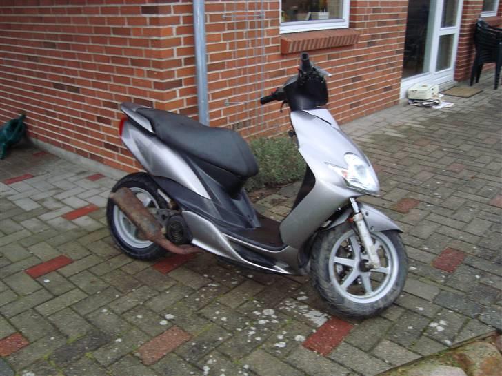 Yamaha Jog r//solgt// billede 5