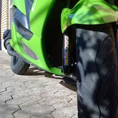 Yamaha jog r (Frøen)