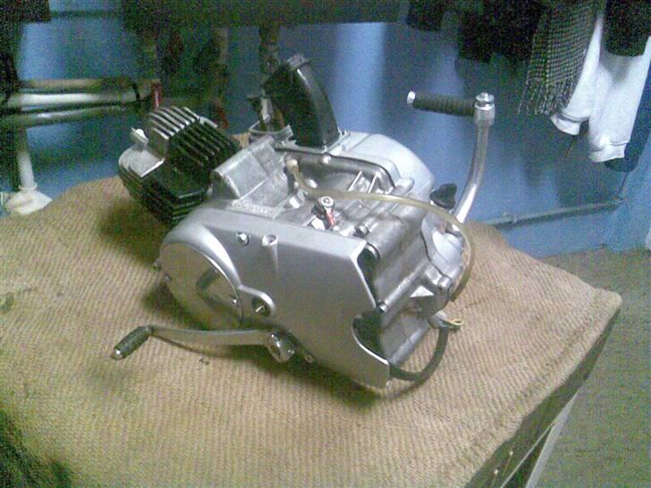 Yamaha FS1 K1 (projekt) - klar til montering. et skvæt olie og så deruda! og lidt benz self... billede 14