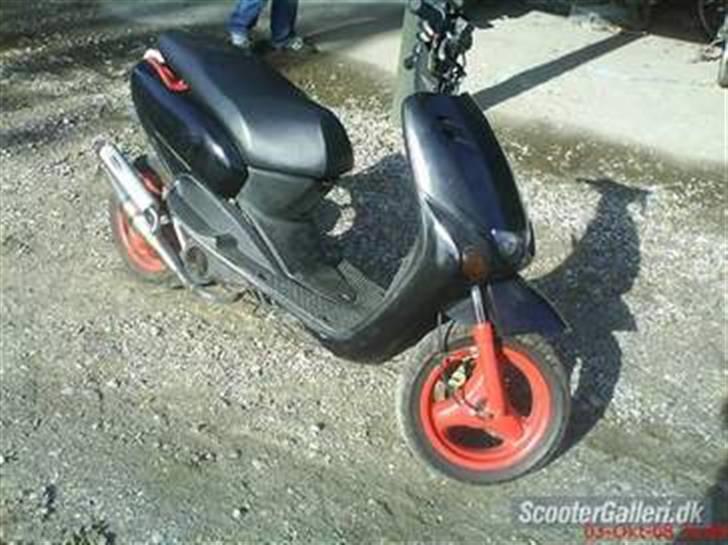 Yamaha neos byttes til hot billede 3