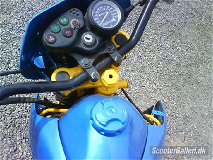 Suzuki RMX // billede 5