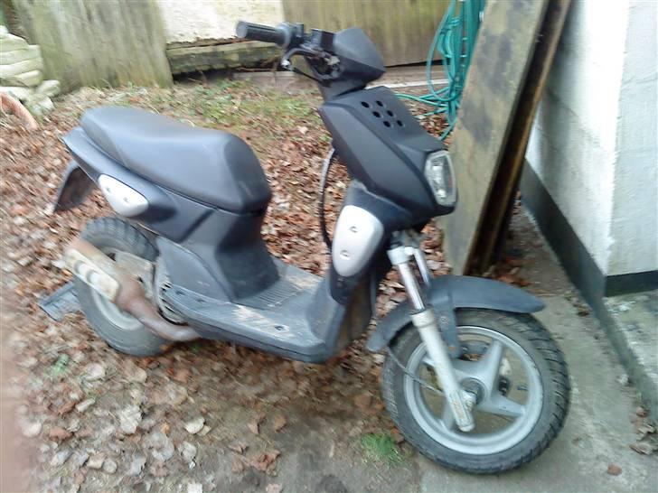 Yamaha slider SOLGT billede 2