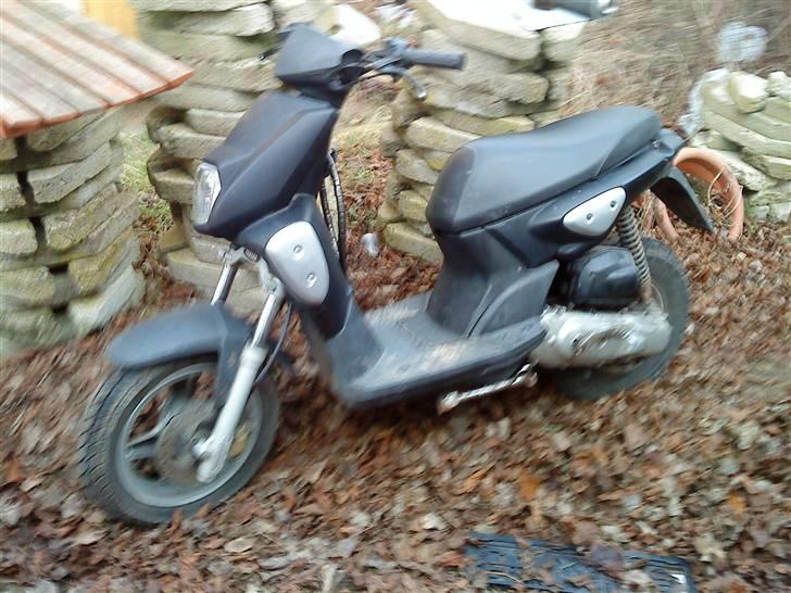 Yamaha slider SOLGT billede 4