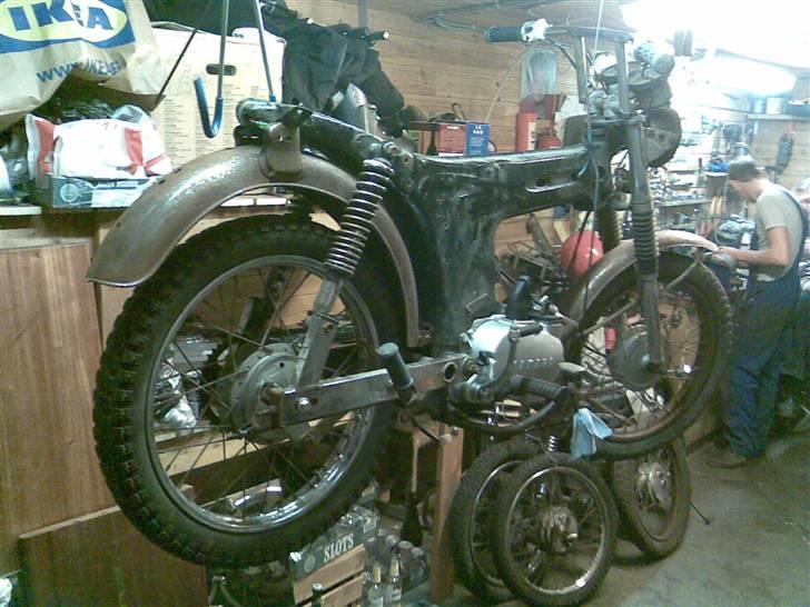 Yamaha FS1 K1 (projekt) - Yams´Hakkeren og Mark  mod arbejder hinanden :D billede 17