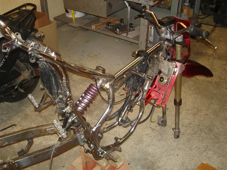 Suzuki Smx/AM4 - Byttet! - Ved at pusse stellet ..  billede 14